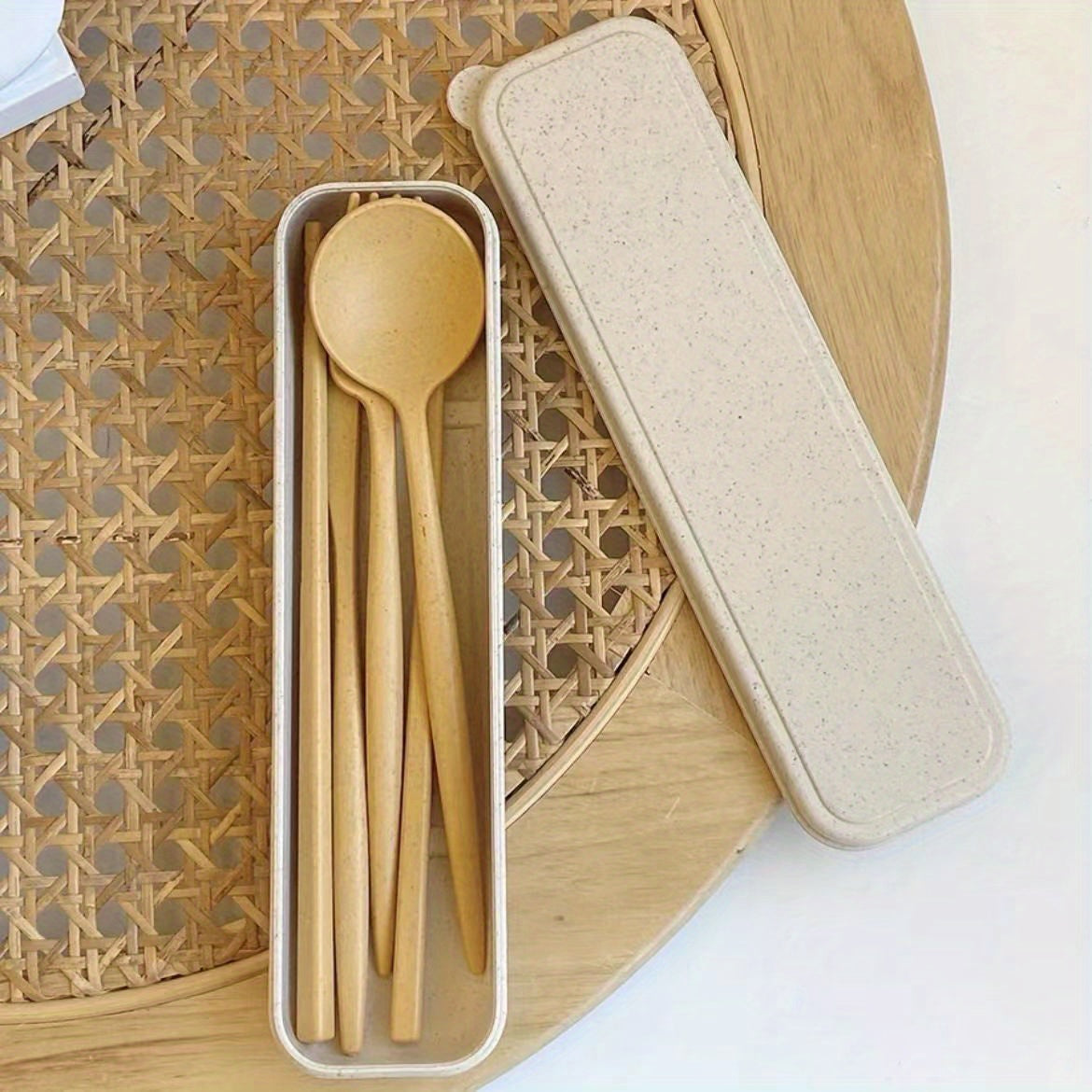 [Portable Travel Use] 4pcs Portable Wheat Straw Tableware Set, Easy to Clean And Store, Resistant to Falling, Suitable for Students, White Collar, Blue Collar, Outdoor Dinner Travel Use